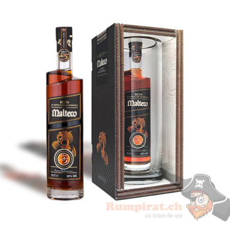 Rum Malteco (25 Jahre) in Glas Vase